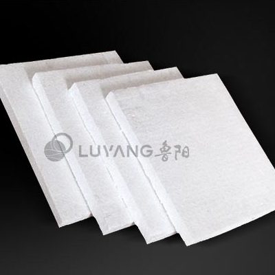 Ceramic fiber felt