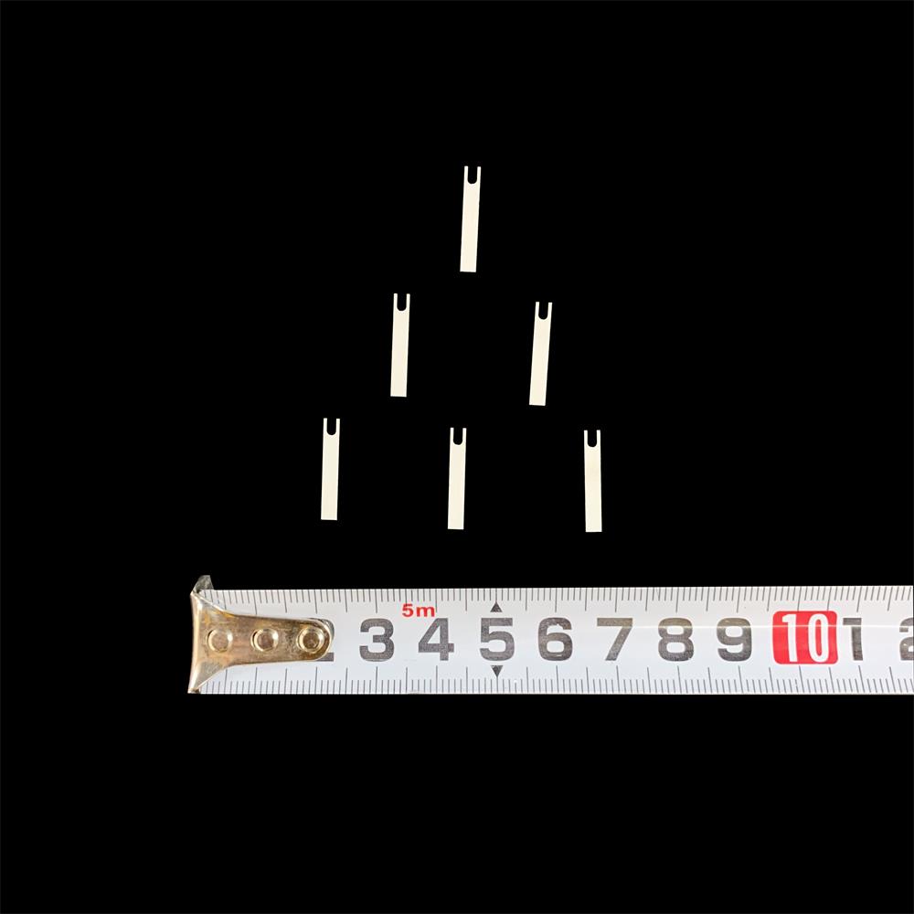 Ceramic radiator373
