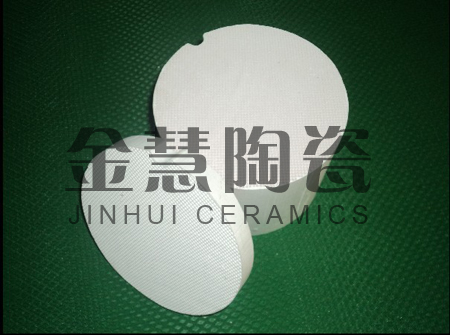 Aerosol fire extinguisher special ceramic honeycomb heat-storage mention
