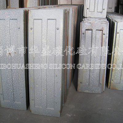 Silicon carbide board