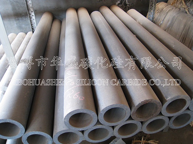 Silicon carbide tube