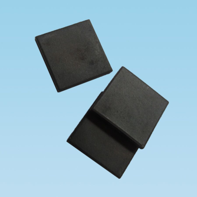 Black alumina ceramic sheet