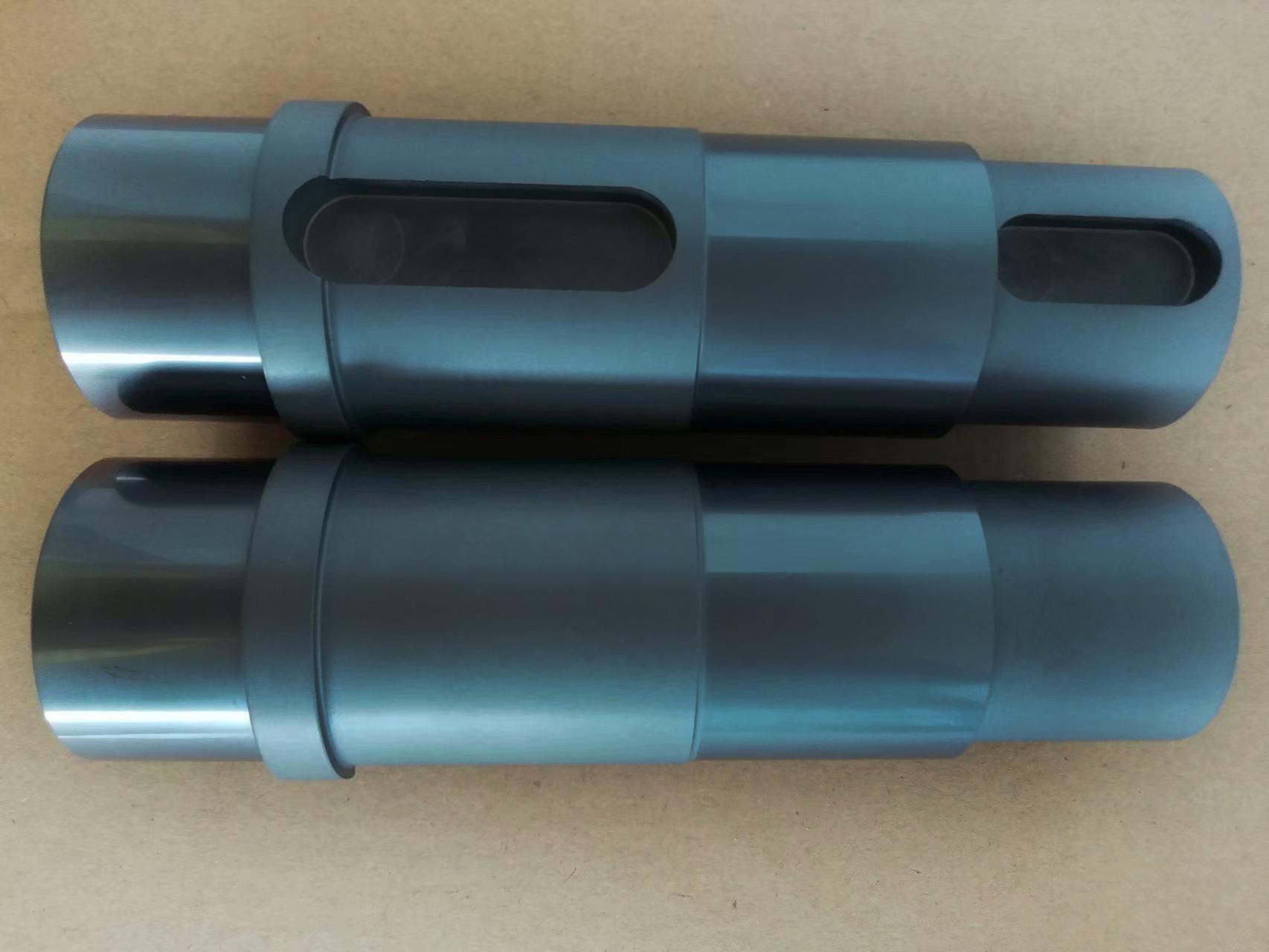 Industrial Ceramic Pressuring Sintered Silicon Carbide Ceramic Bushing for Chemical Pump