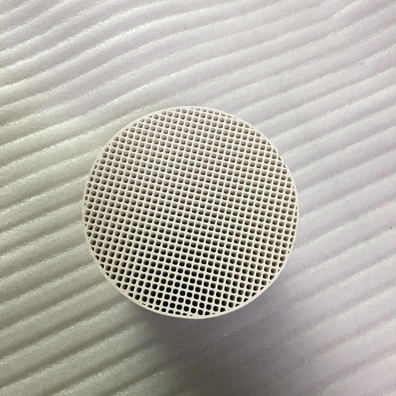蜂窝陶瓷蓄热体