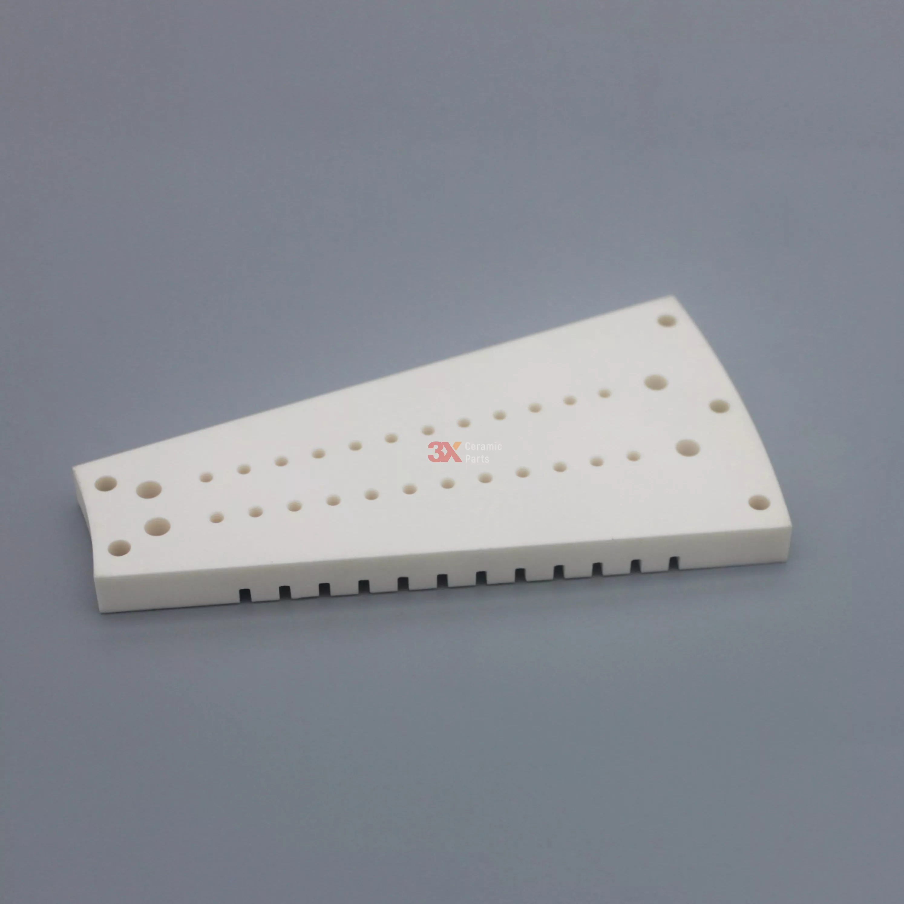 氧化铝陶瓷精密加工多孔扇形板383