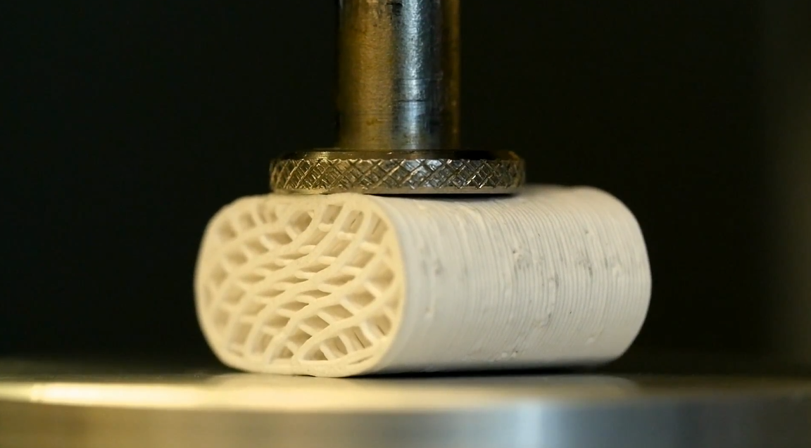 New, printable and flexible ceramic bone grafts could be a game changer - Science Nation