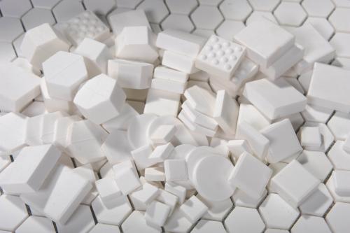 浅析低温共烧陶瓷（LTCC）技术相关